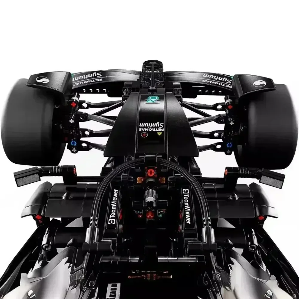 Escala e Peças do Carro de Corrida W14 F1